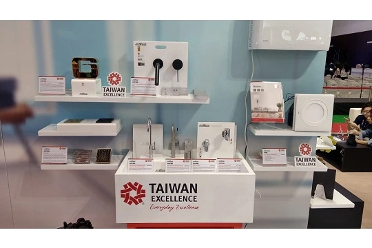 در نمایشگاه تایوان در سورابایا، اندونزی با تایوان عالی شرکت کرد
